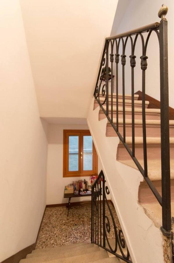Appartamenti Ca D'Oro Venesia Bagian luar foto