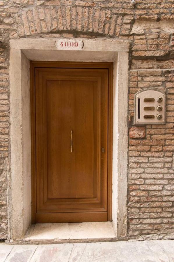 Appartamenti Ca D'Oro Venesia Bagian luar foto